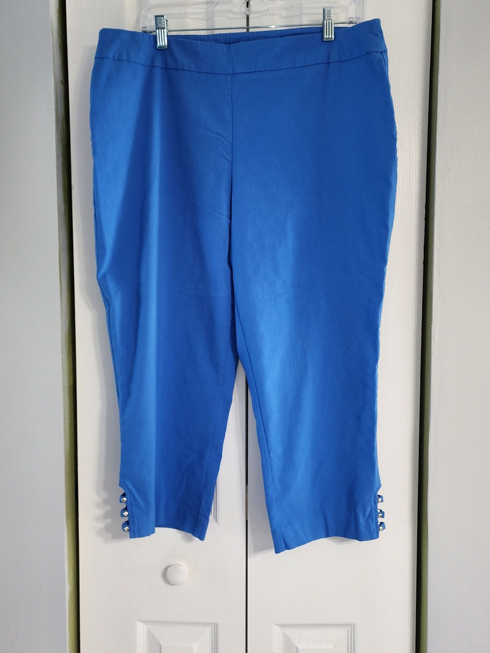 Pull-On Capri Pants in Blue with Hem Button Detail